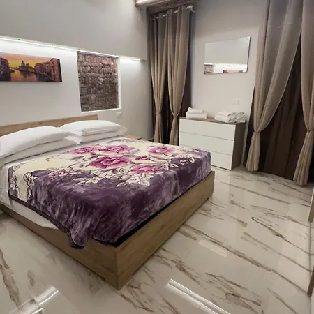 Ca Lucia Canal View Apartment *