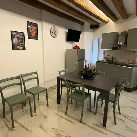 Ca Lucia Canal View * البندقية